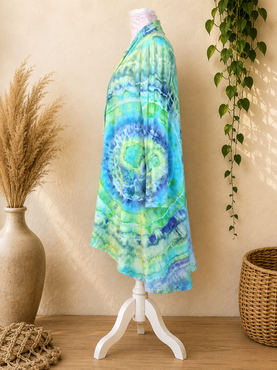 Elemental Flow Jacket – Aqua Aura (Small)